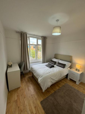 Elegant Estates Humble Abode Room 6